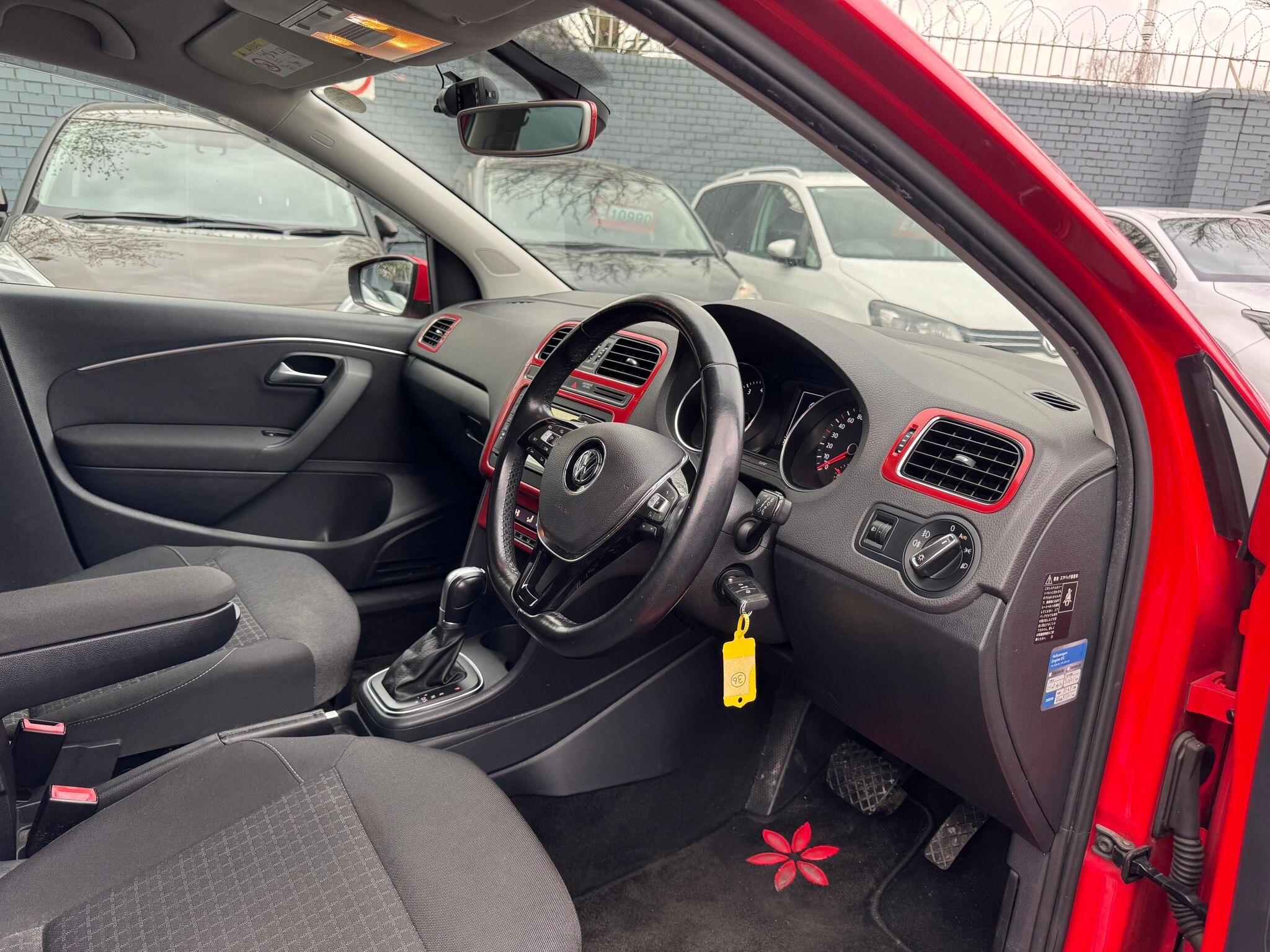 Volkswagen Polo - 1.2 TSI BlueMotion Tech SE Design DSG Euro 6 (s/s) 5dr - Hatchback (2013 - 2017) Image